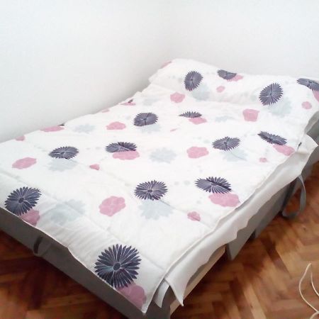 Tami Apartment Нови-Сад Экстерьер фото